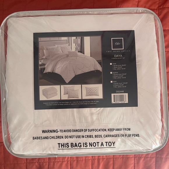 Chic Home Designs DAYA 4 piece duvet set Queen - Picture 2 of 2